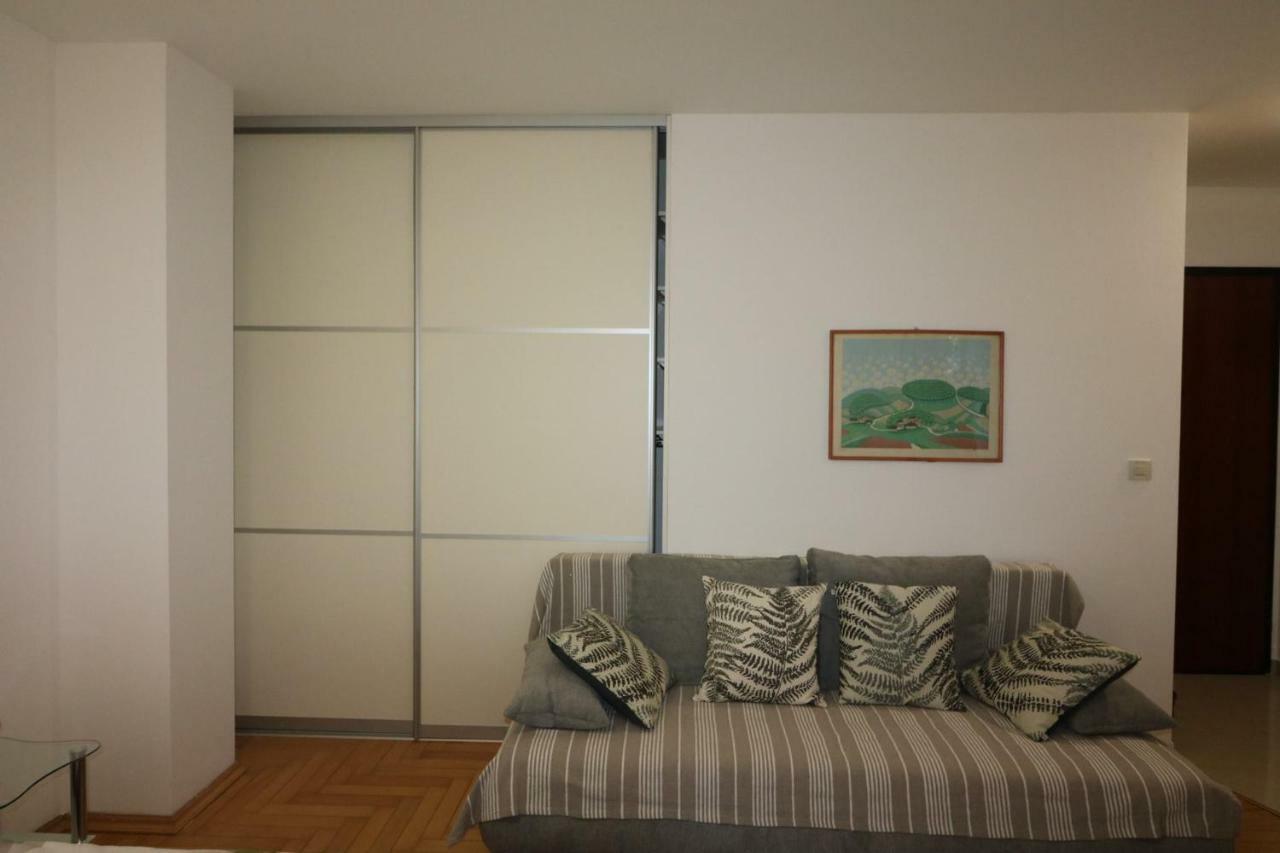 Ferienwohnung Benedetta Pula Exterior foto
